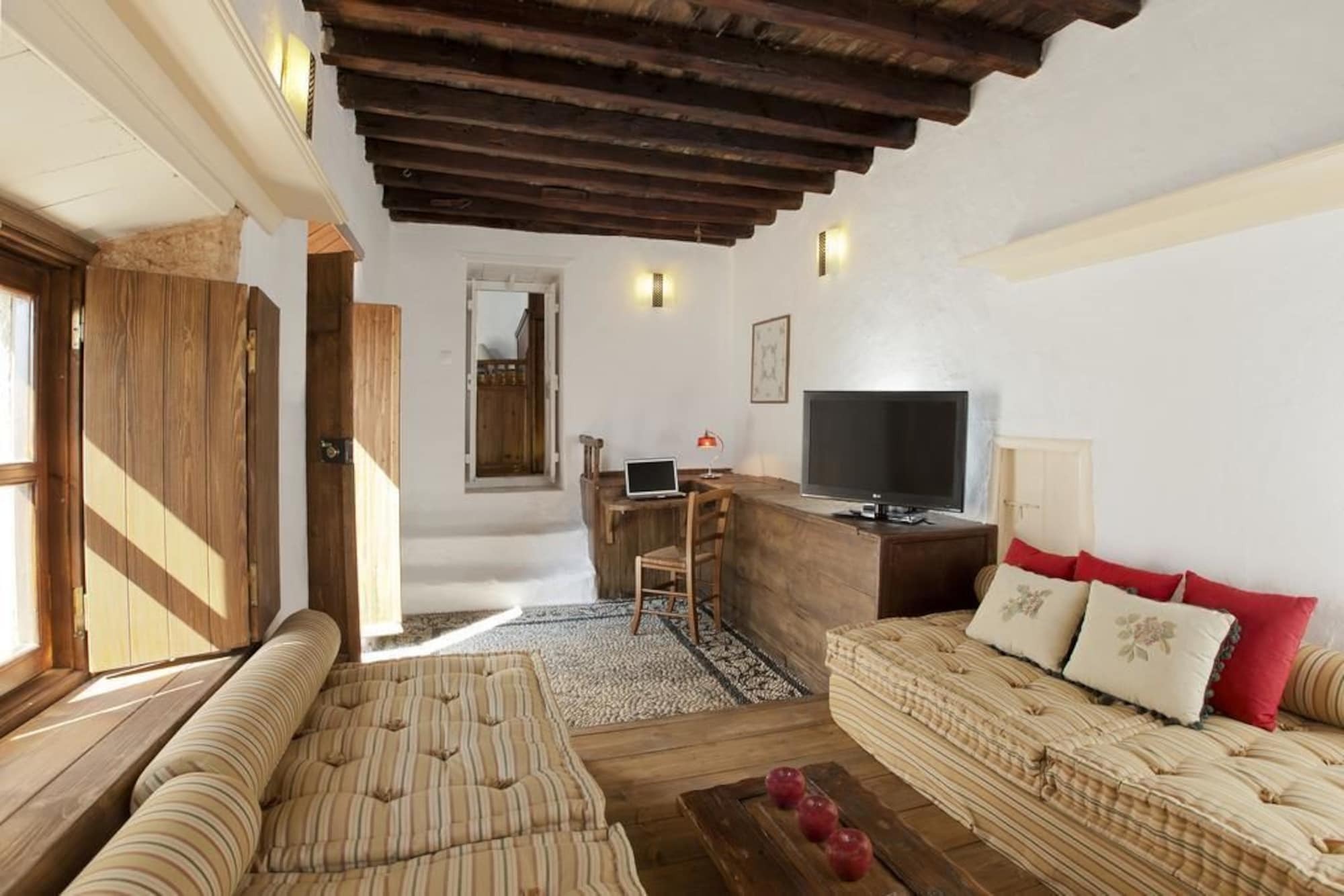 Casalindos Cottage Bagian luar foto